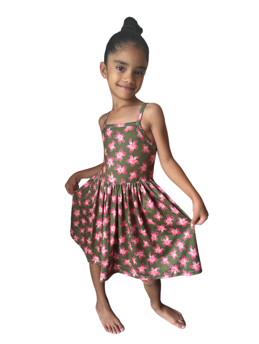 Keiki dress - green plumeria print